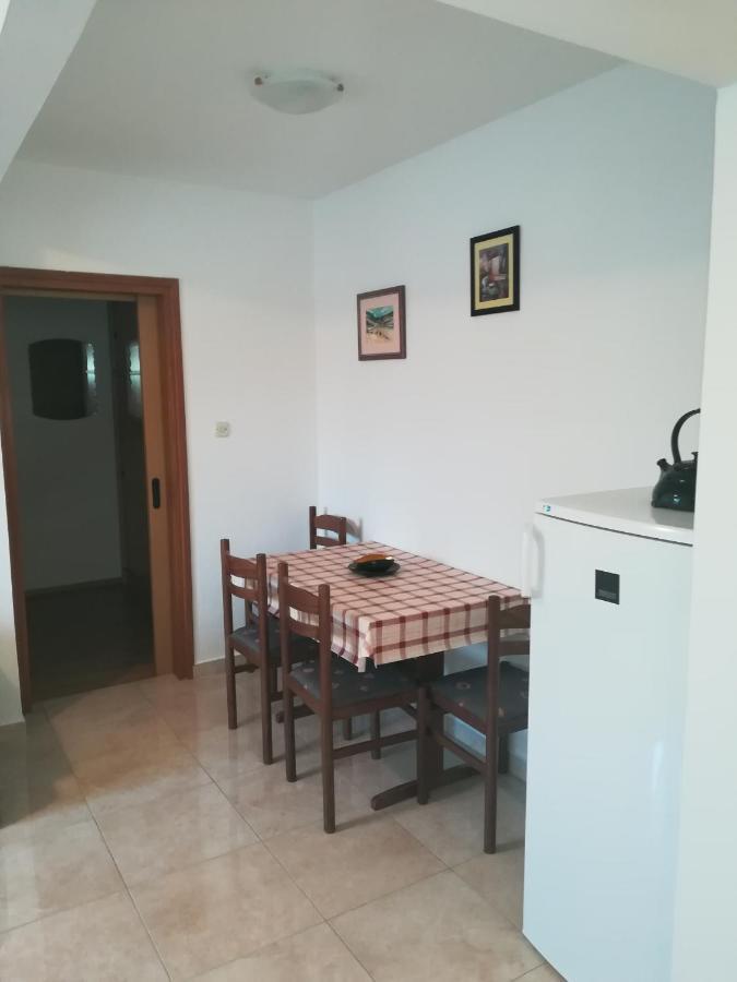 Apartments With A Parking Space Vinez, Labin - 11851 Екстер'єр фото