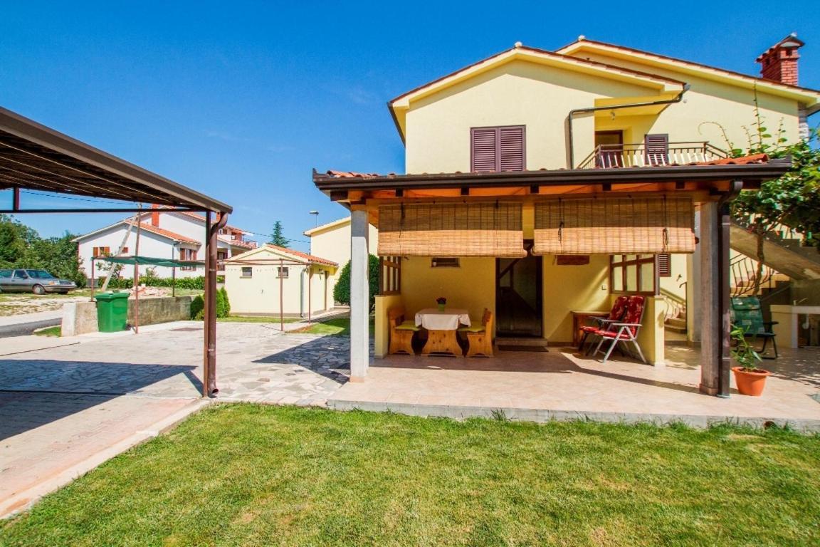 Apartments With A Parking Space Vinez, Labin - 11851 Екстер'єр фото